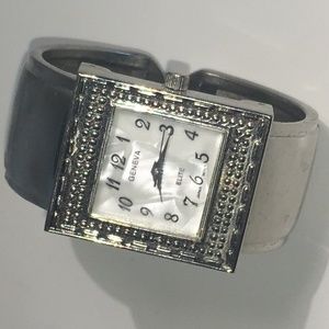 Geneva women watch elite 853